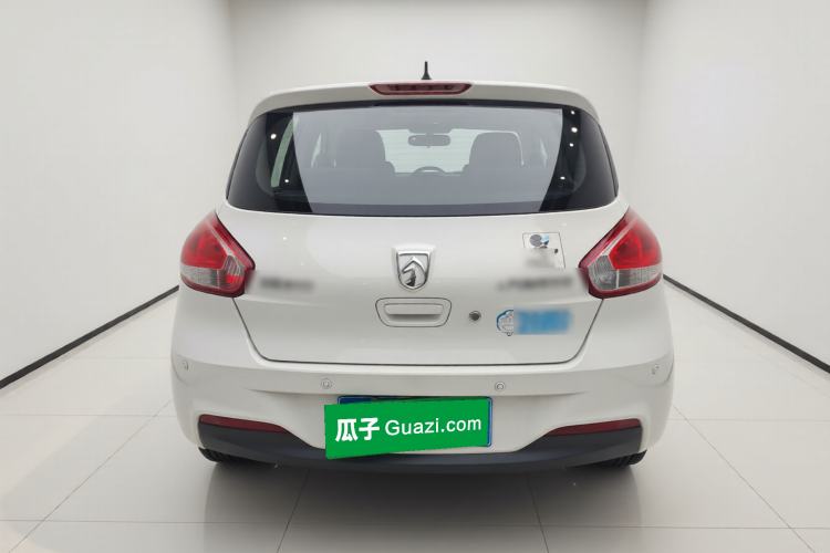 Used Baojun 310 2016 1.2L manual Comfort trim level