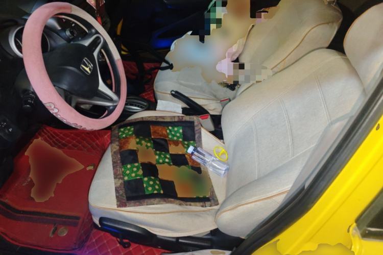 Used Honda Fit 2011 1.5L Automatic Luxury Edition Left Front Seat