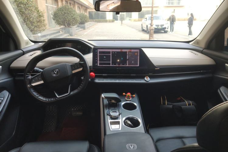 Used CHANGAN CS55PLUS 2022 2nd Generation 1.5T DCT Prestige Version Center Console