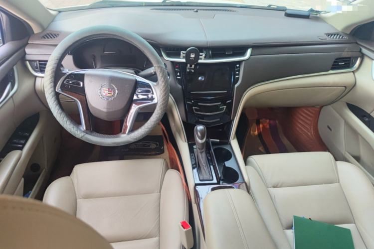 Used Cadillac XTS 2014 28T Elegant Version Center Console