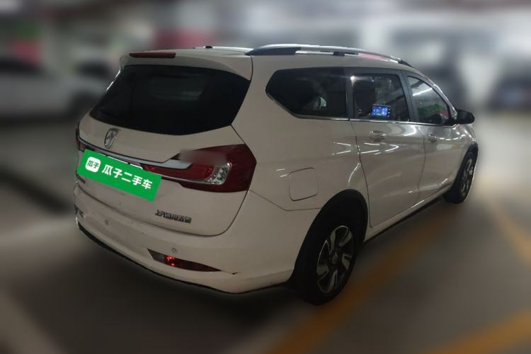 Used Baojun 310W 2018 1.5L Automatic Luxury Version China VI Emission Standard