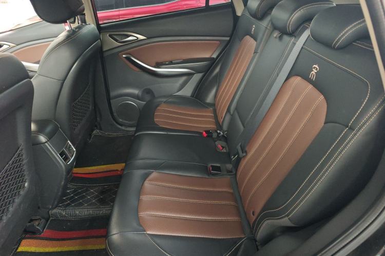 Used BYD Song 2017 Gaishe Upgrade Edition 1.5TID Automatic Elite Model Left Rear Seat