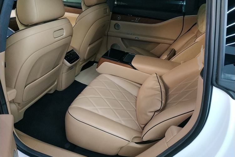 Used Hima Stelato S9 2024 All-Electric Ultra Four-Wheel-Drive Flagship Edition Left Rear Seat