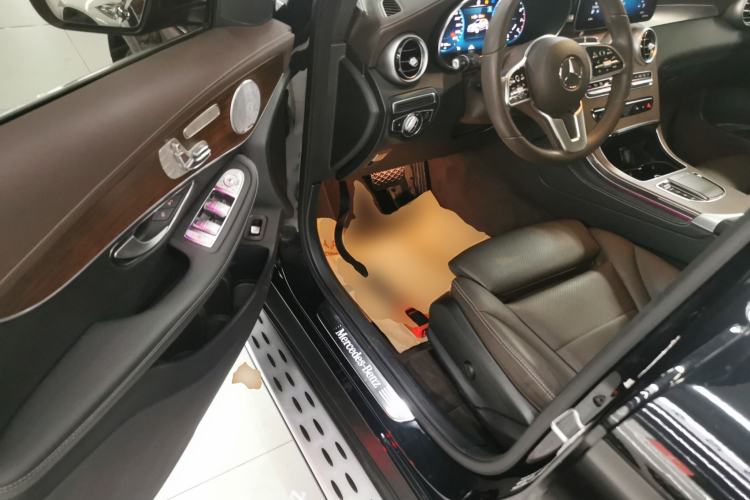 Used Mercedes-Benz GLC 2020 Facelift GLC 300 L 4MATIC Dynamic Edition
