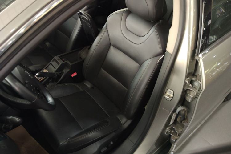 Used Citroen C5 2014 2.0L Automatic Luxury Edition
