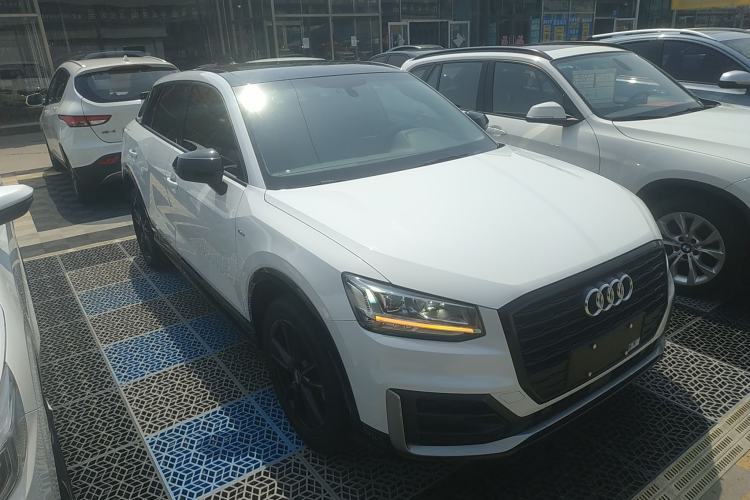 Used Audi Q2L 2021 35 TFSI Progressive Dynamic Edition Front Right 45 Deg