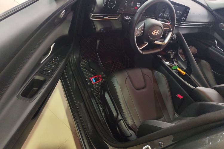 Used Hyundai Elantra 2023 1.5L CVT GLX Elite Edition
