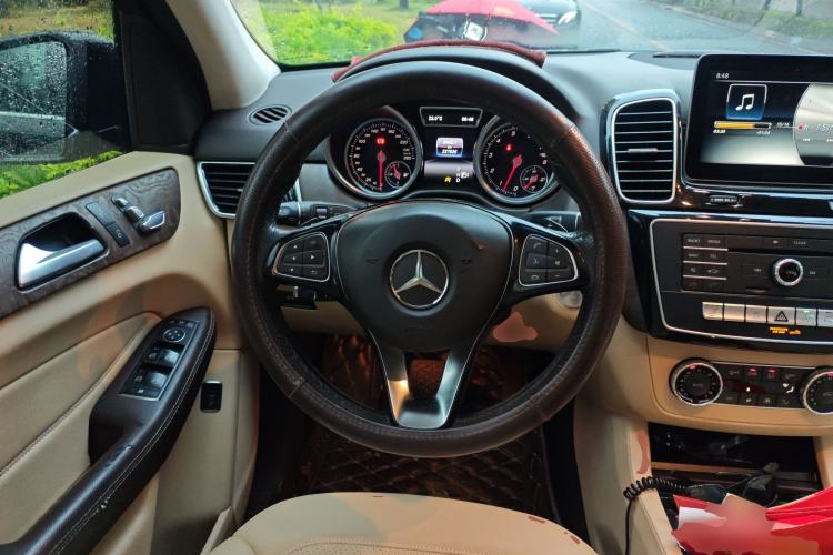 Used Mercedes-Benz GLE 2016 GLE 400 4MATIC
