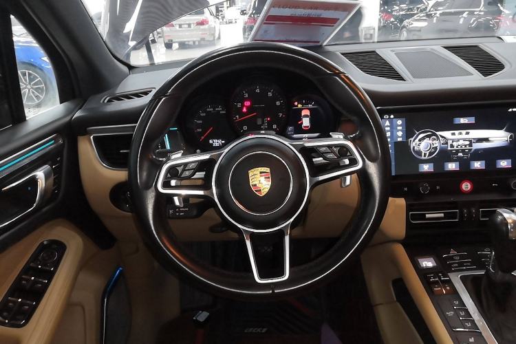 Used Porsche Macan 2017 Macan 2.0T