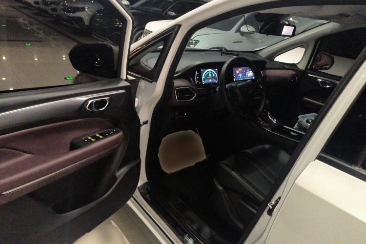 Used GAC Trumpchi M6 2021 PRO 270T Automatic Luxury Edition Driver Seat