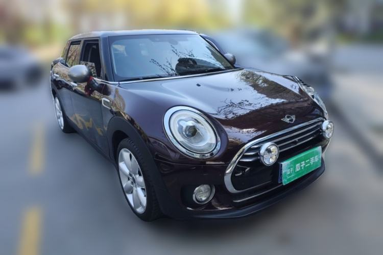 Used MINI Clubman 2016 Revised Version 1.5T COOPER Connoisseur Edition Front Right 45 Deg