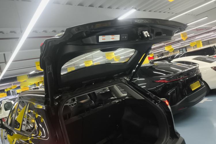 Used Toyota FRONTLANDER 2023 2.0L Smart Electric Hybrid Dual-Engine Deluxe Version