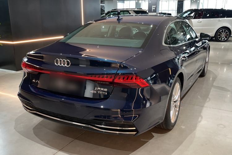 Used Audi A7L 2022 45 TFSI S-line Dream-Building Crystal Flow Package
