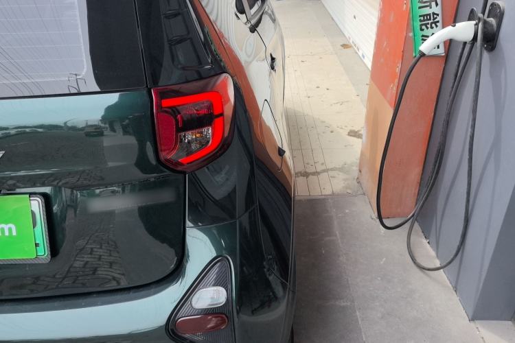 Used Chery QQ Little Ant 2024 Refreshed Version Youth Edition 321 km Beloved Edition 29.23 kWh Exterior 3