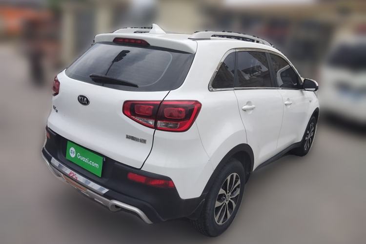 Used Kia KX3 2015 1.6L Manual Two-Wheel-Drive GLS

