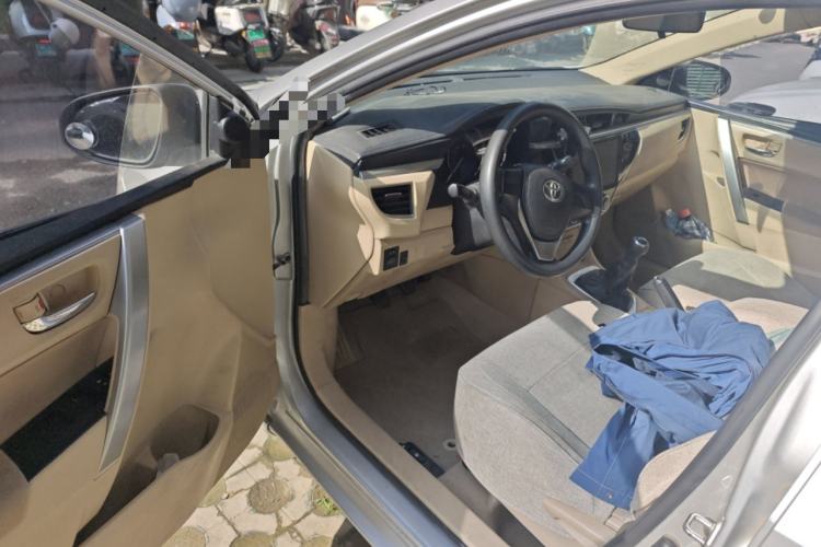 Used Toyota Corolla 2014 1.6L Manual GL
