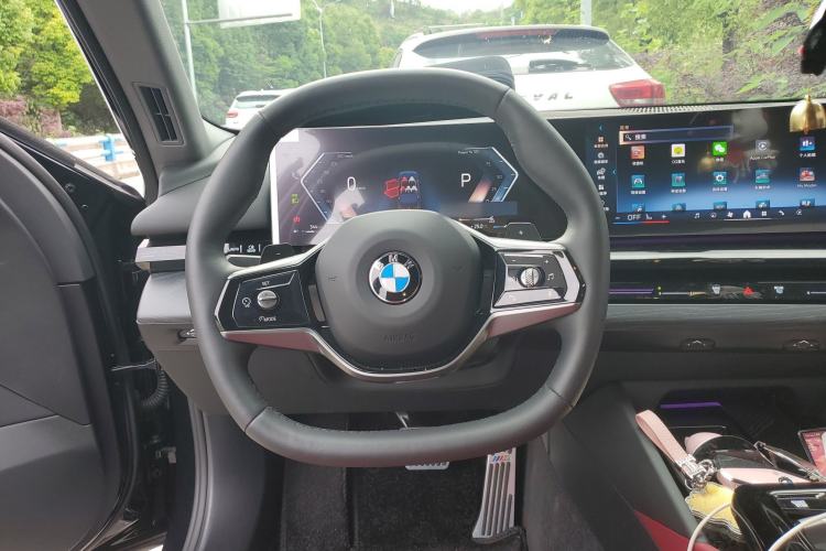 Used BMW 5 Series 2024 525Li Luxury Package
