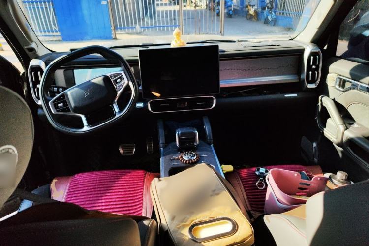 Used JETOUR Traveler 2023 2.0T All-Wheel-Drive CrossPRO Interior 2