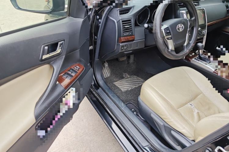 Used Toyota Reiz 2013 2.5S Elite Edition Driver Seat