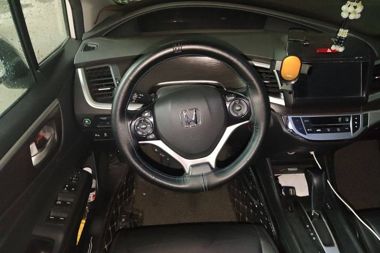 Used Honda Jade 2013 1.8L CVT Luxury Edition 5 seats