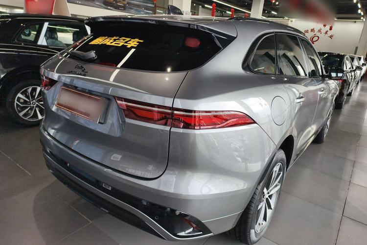 Used Jaguar F-PACE 2024 P250 R-Dynamic SE
