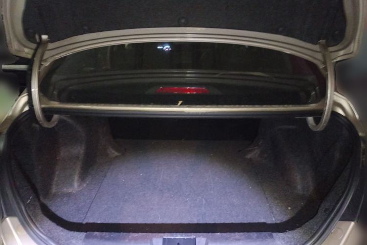 Used Geely Auto Emgrand 2019 Leading Edition 1.5L CVT Luxury Model China V Standard
