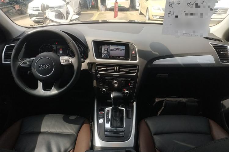 Used Audi Q5 2018 Collector's Edition 40 TFSI Technology Model
