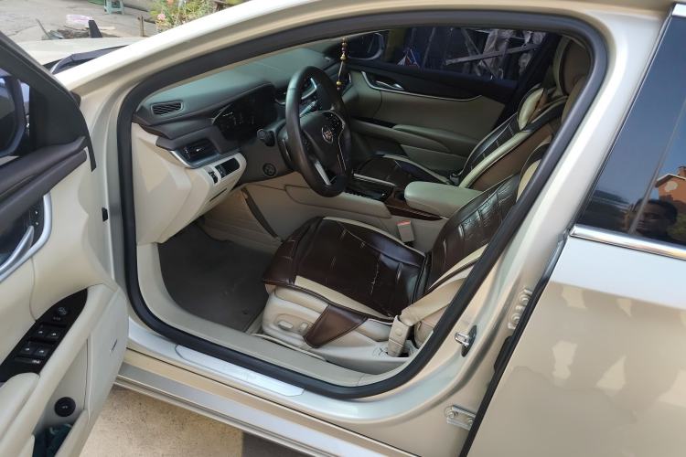 Used Cadillac XTS 2014 28T Comfort Version
