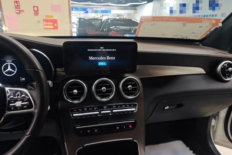 Used Mercedes-Benz GLC 2021 GLC 260 L 4MATIC Luxury Model Audio And AC Panel