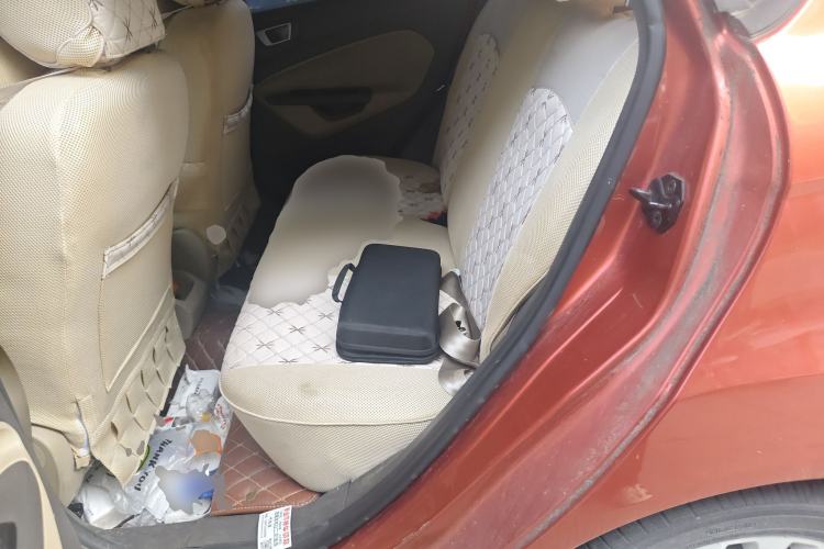 Used Ford Fiesta 2011 Hatchback 1.5L Automatic Fashion Edition
