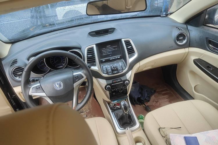 Used CHANGAN Eado 2015 1.6L Manual Luxury Model China IV Standard
