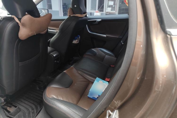 Used Volvo XC60 2015 T5 AWD Smart Drive Edition Left Rear Seat