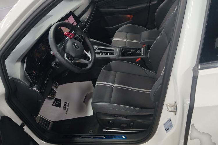 Used Volkswagen Golf 2023 Facelift 280TSI DSG R-Line Left Front Seat