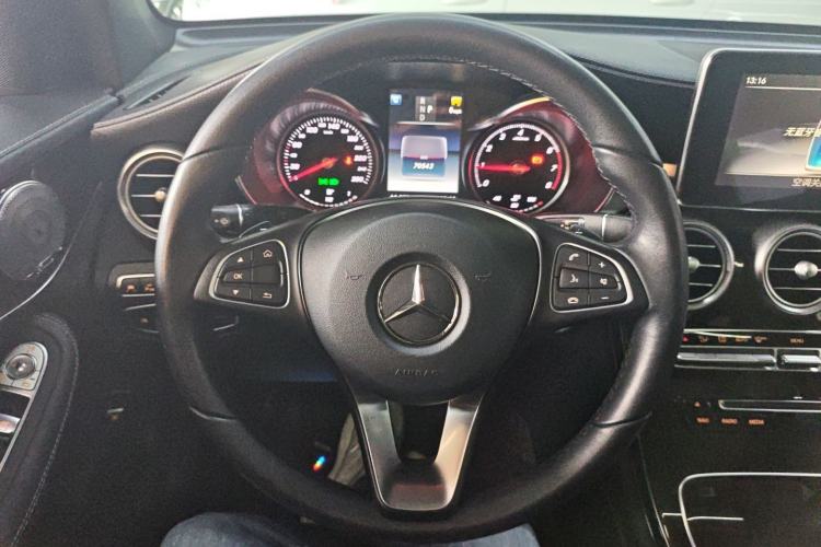 Used Mercedes-Benz GLC 2018 GLC 260 4MATIC Luxury Model