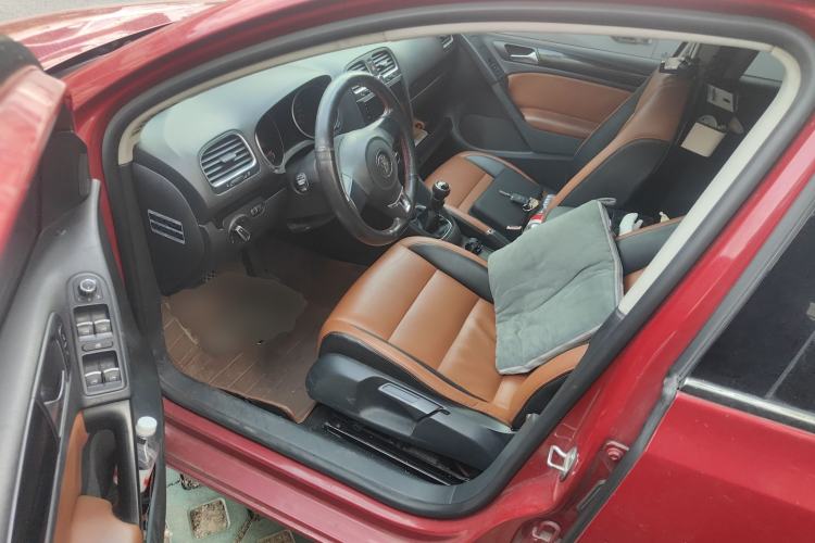 Used Volkswagen Golf 2012 1.6 Manual Comfort Edition
