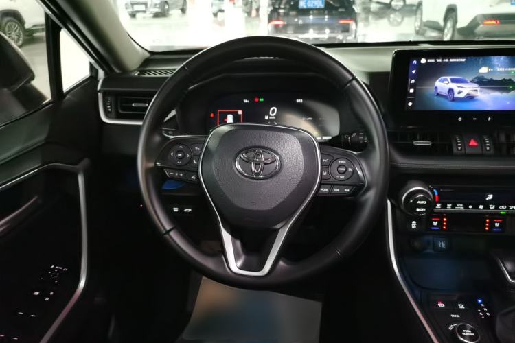 Used Toyota Wildlander 2023 Dual-Motor 2.5L E-CVT Four-Wheel Drive Prestige Edition
