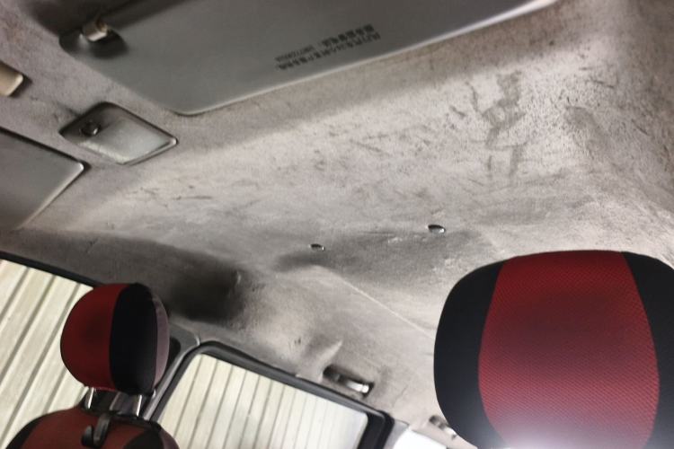 Used FORTHING Lingzhi 2014 M3 1.6L 7-Seater Comfort Model Headliner