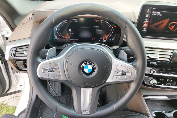 Used BMW 5 Series 2022 Second Facelift 530Li Leading Edition M Sport Package Steering Wheel
