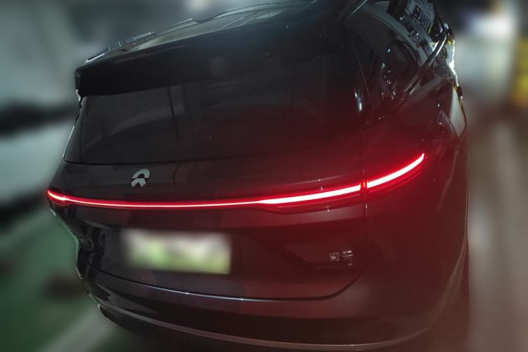 Used Nio ES8 2024 75 kWh Rear