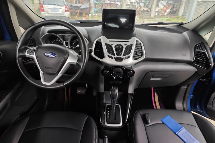 Used Ford EcoSport 2013 1.5L Automatic Prestige Model Center Console