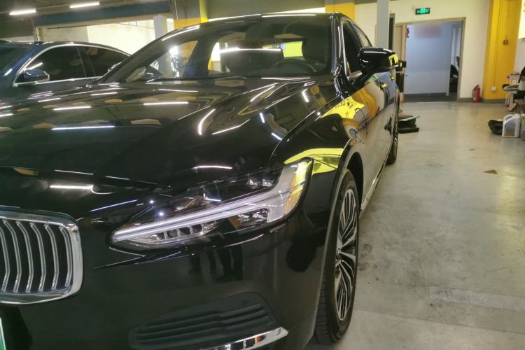 Used Volvo S90 New Energy 2024 Plug-in Hybrid Four-Wheel Drive Long-Range Zhiyi Luxury Edition Left Front Headlight