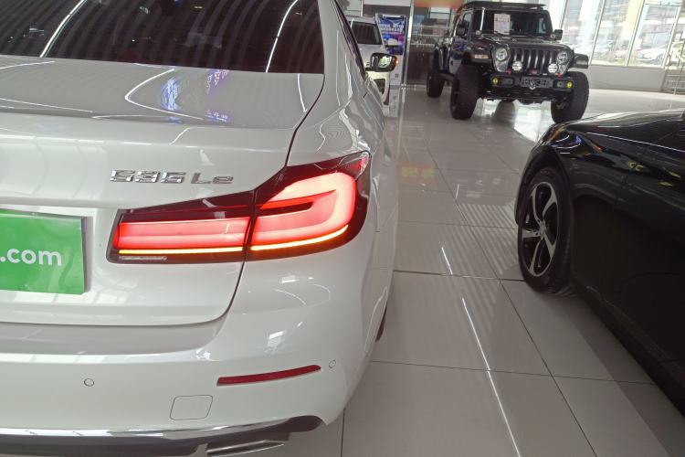 Used BMW 5 Series New Energy 2022 Updated Version 535Le Luxury Package Right Rear Taillight