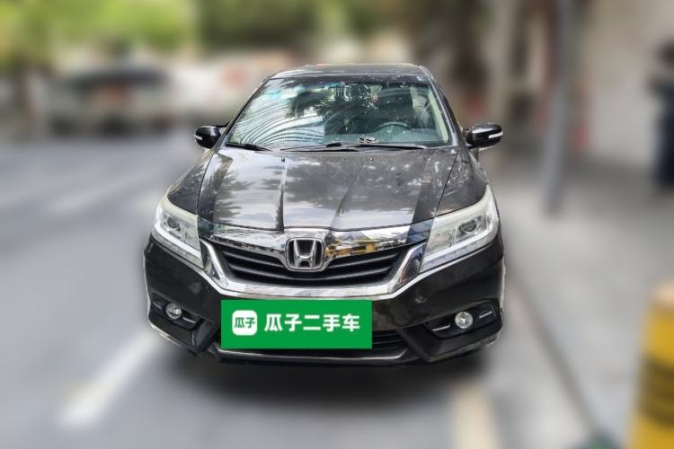 Used Honda Crider 2013 1.8L automatic luxury edition