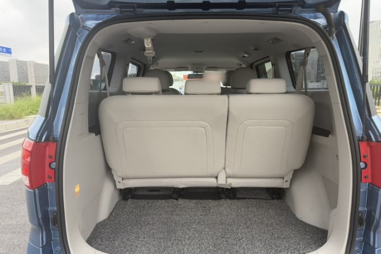 Used SAIC MAXUS G10 2016 2.0T Automatic Fashion Edition