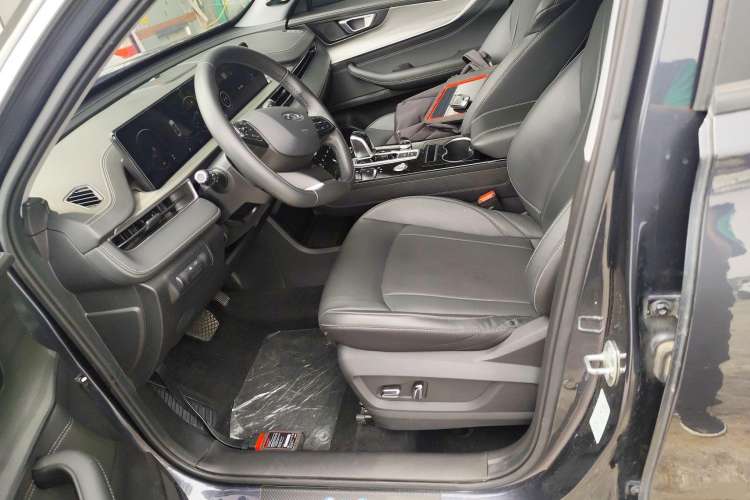 Used Chery Tiggo 8 PLUS 2022 290TGDI DCT Haoting Edition