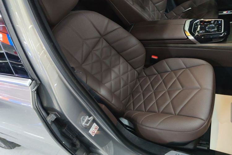 Used BMW i7 2023 eDrive50L Leading M Sport Package
