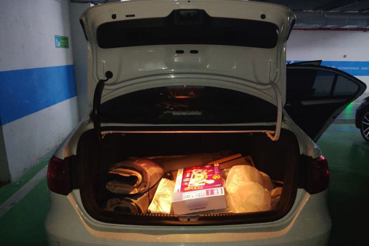 Used Volkswagen Sagitar 2014 Revised Version 1.4TSI Automatic Luxury Edition