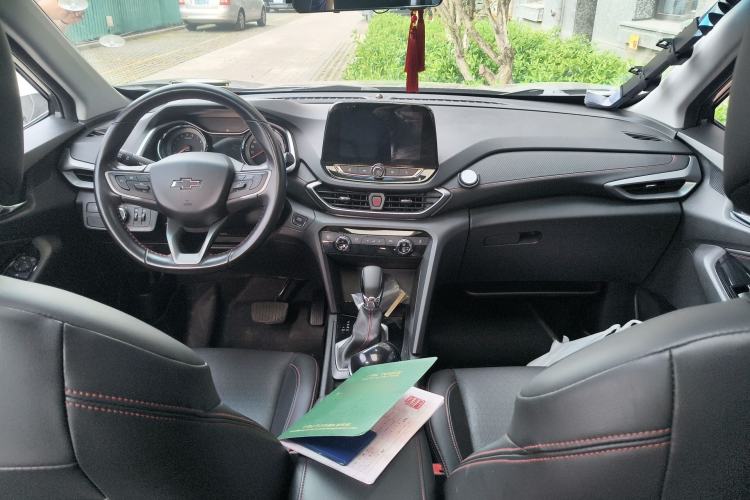 Used Chevrolet Orlando 2018 Redline 530T Automatic Enjoyment Edition (5+2 Model) – China V Standard Center Console