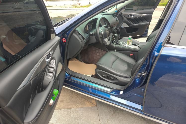 Used Infiniti Q50L 2018 2.0T Enjoyment Version China VI Standard