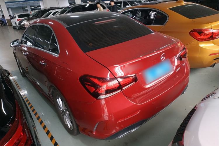 Used Mercedes-Benz A-Class 2021 A 200 L Sport Sedan Fashion Model
